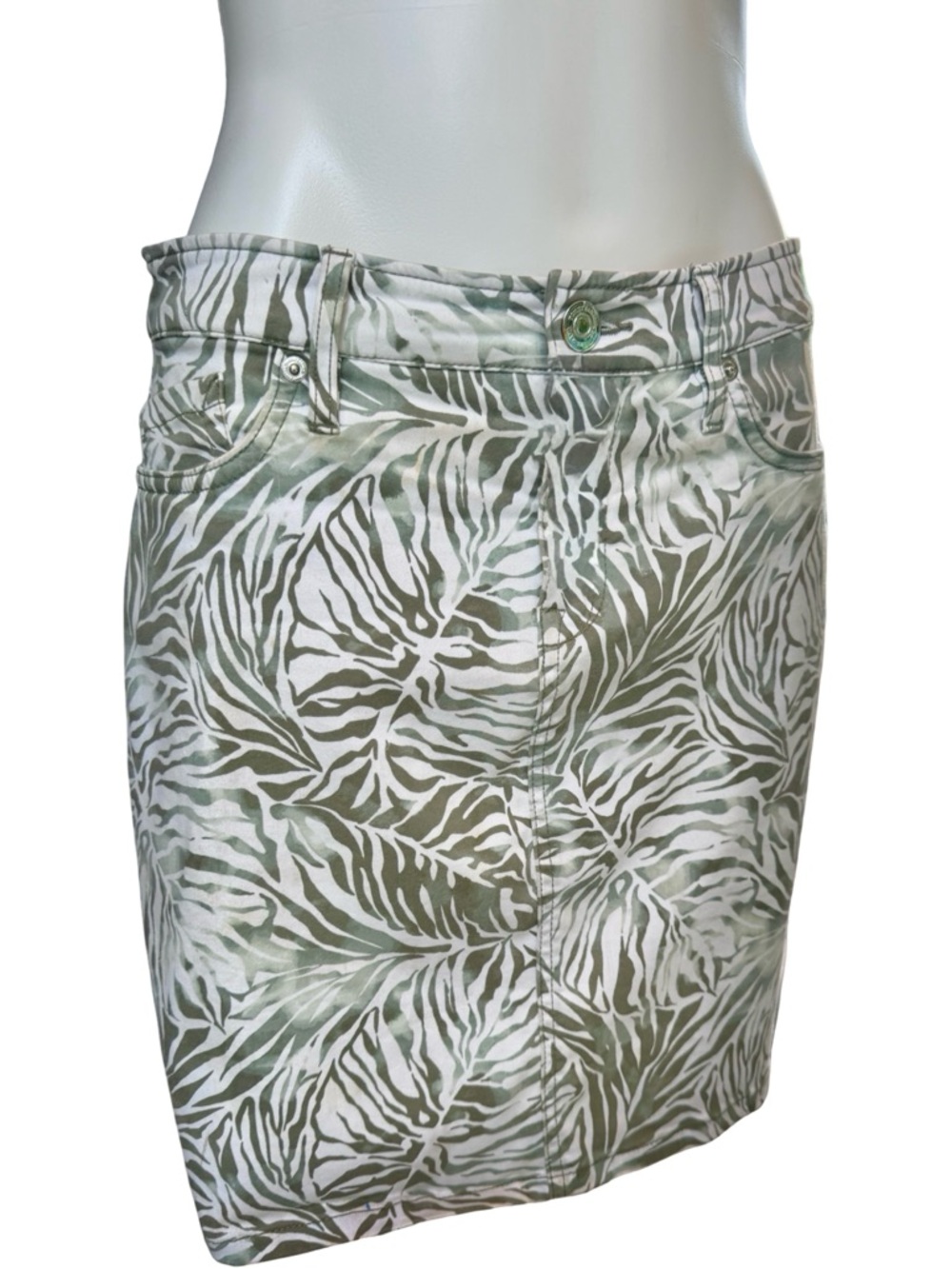 Tommy Bahama Boracay Beach Mini Skirt Size 8 Tropical Leaf Print Stretch Cotton